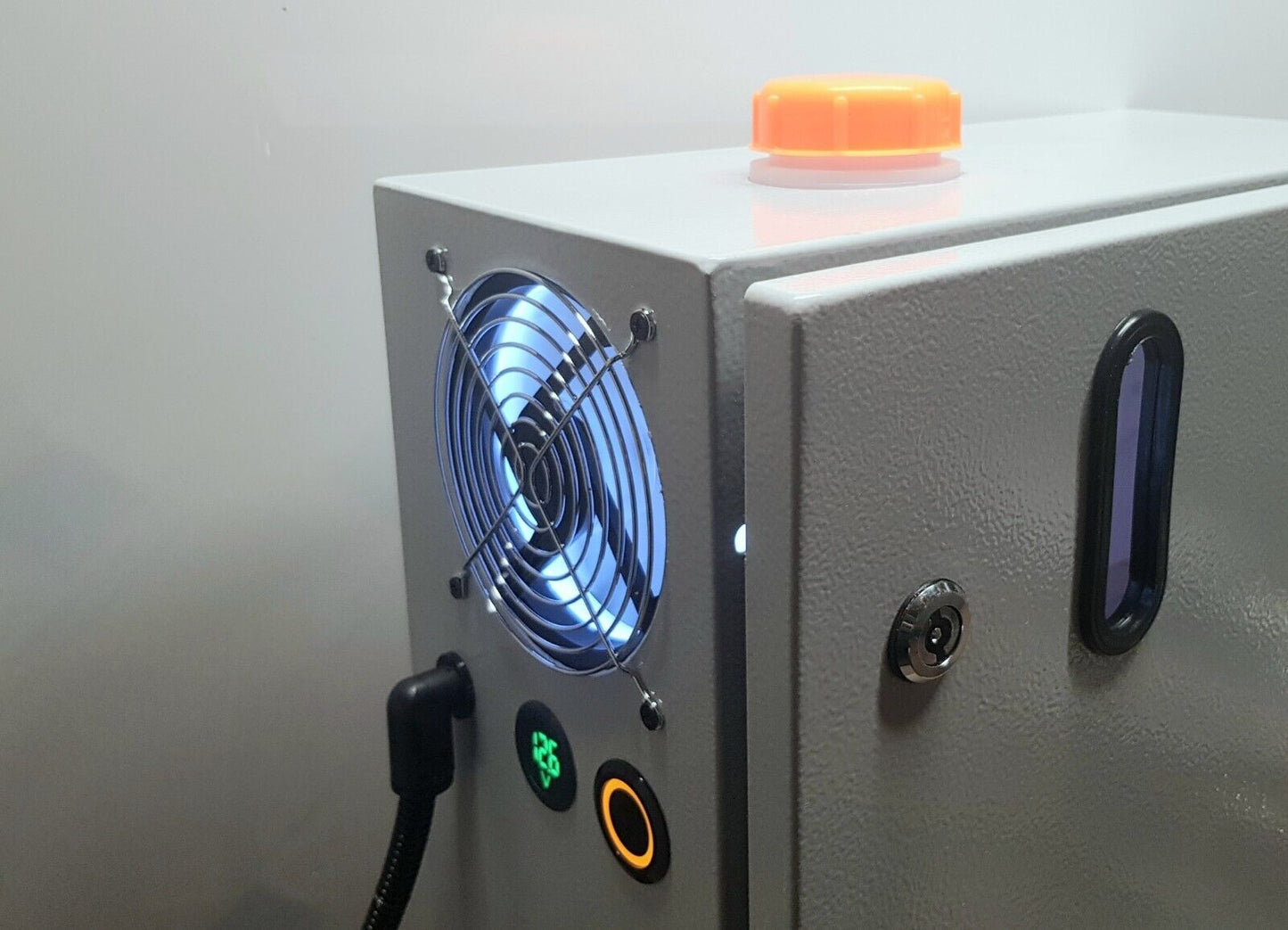 THERMO BOX 5.1 by Sonberg